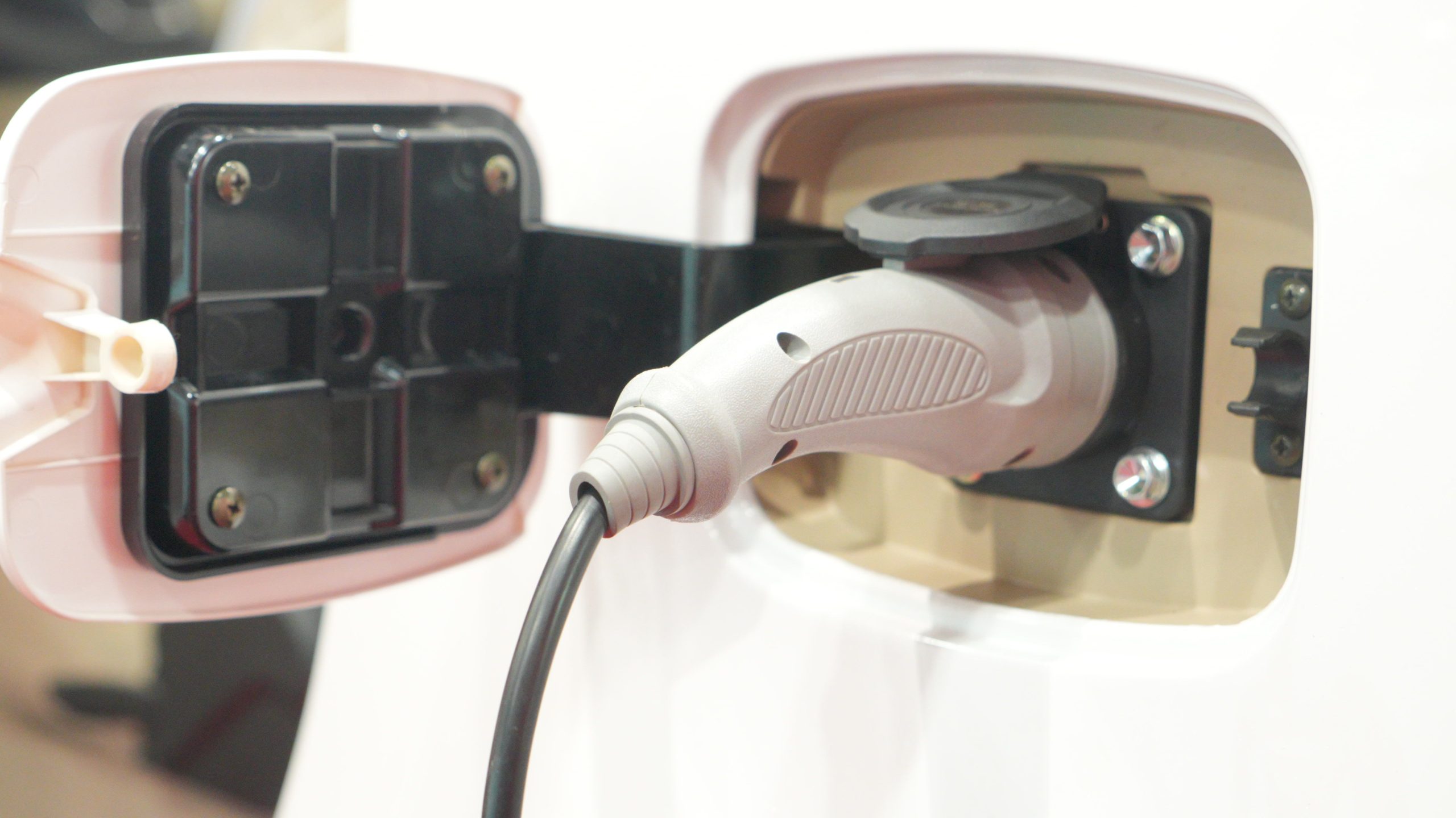 Mașină electrică X2, urbană,21