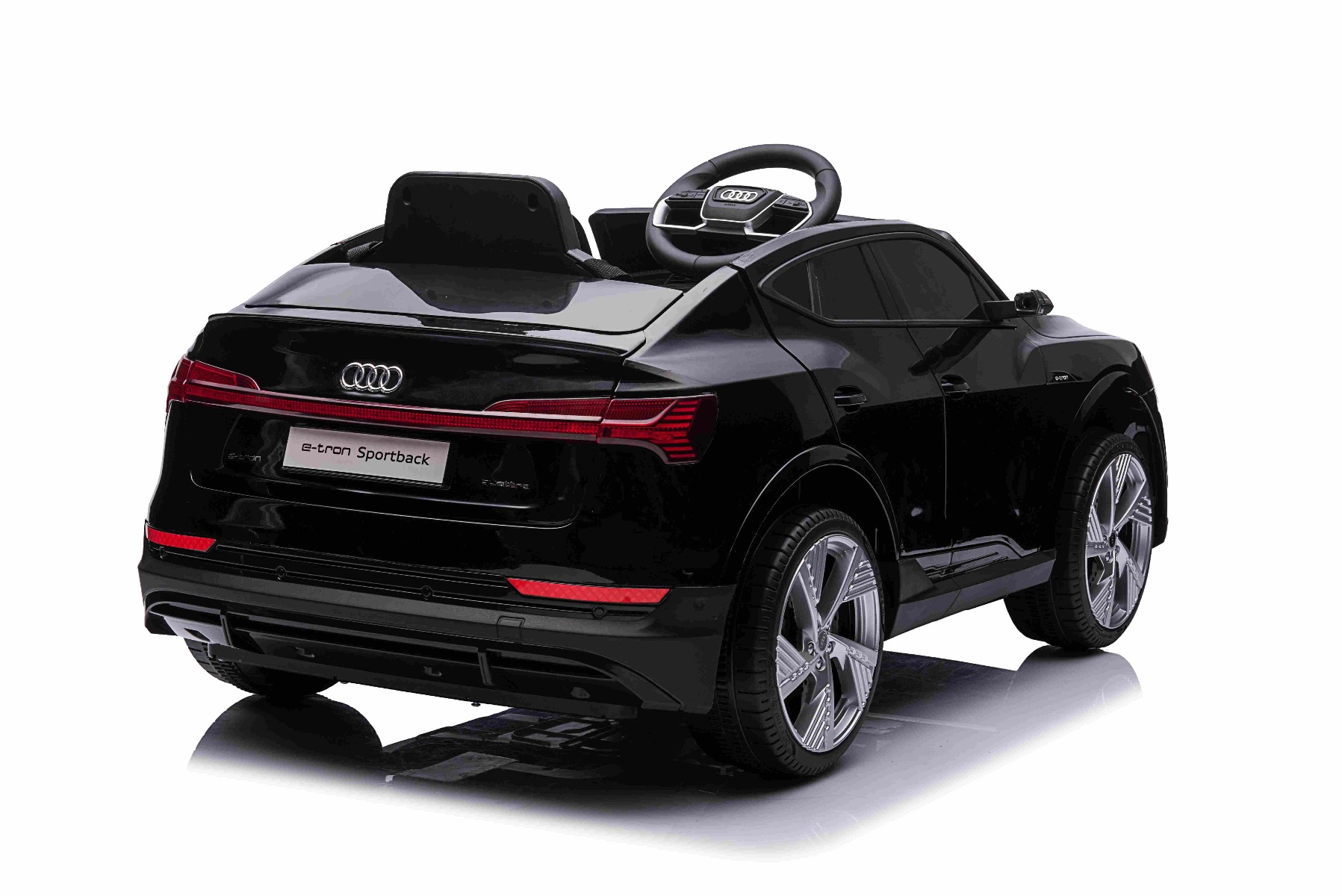 Maşinuţa electrica copii Audi E-tron Sportback 12V, negru, scaun lat cu un singur loc și centură de siguranță cu prindere în trei puncte, telecomandă 2.4 GHz, intrare USB/AUX, suspensie, baterie litiu, lumini LED, motor 2 x 25W, licență ORIGINALĂ - imagine 5