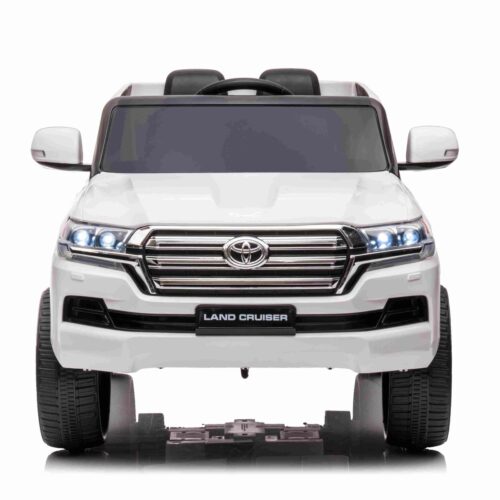 Mașină electrică de jucărie Toyota Landcruiser 12V, alb, scaun din piele, telecomandă 2,4 GHz, intrare USB / AUX, suspensie, baterie 12 V, roți moi EVA, MOTOR 2 X 35 W, licență ORIGINALĂ