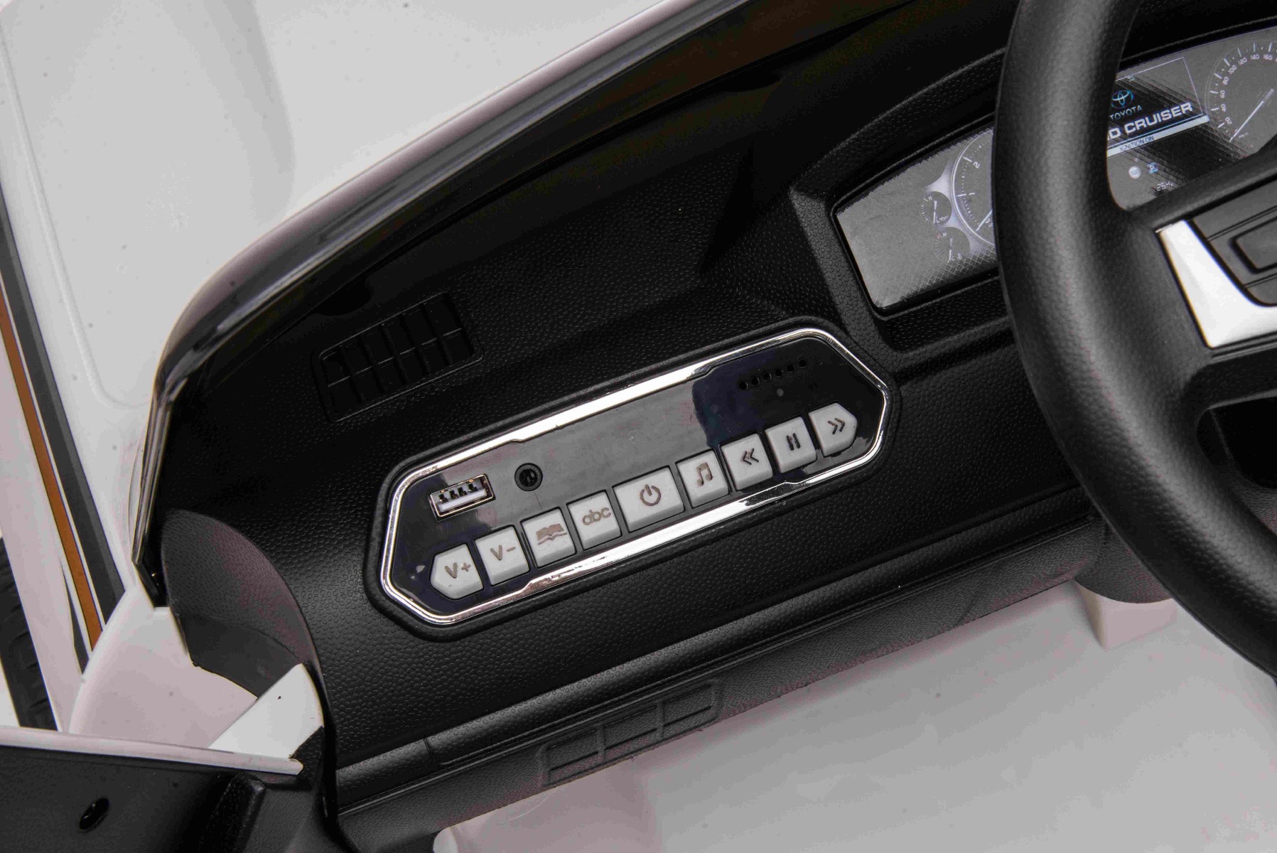 Mașină electrică de jucărie Toyota Landcruiser 12V, alb, scaun din piele, telecomandă 2,4 GHz, intrare USB / AUX, suspensie, baterie 12 V, roți moi EVA, MOTOR 2 X 35 W, licență ORIGINALĂ - imagine 13
