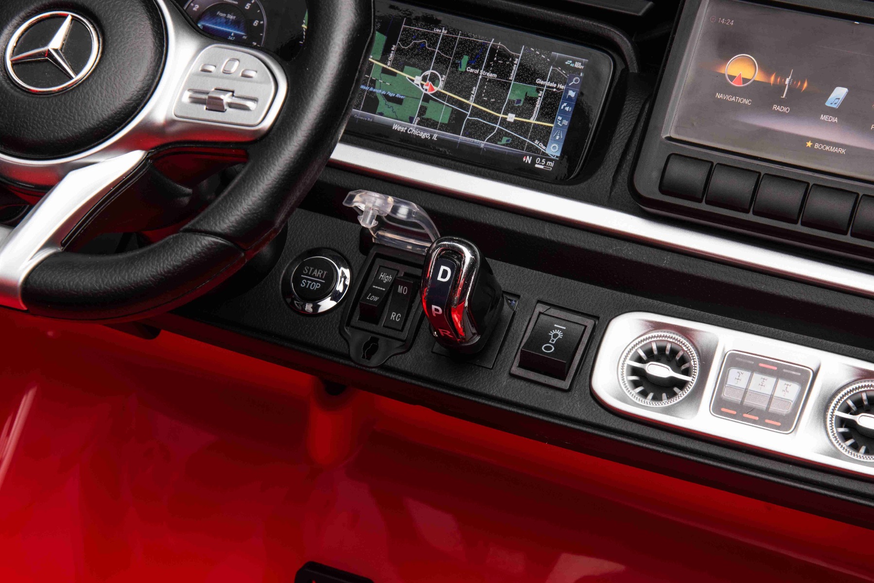 Mașină electrică Mercedes-Benz G63 AMG 4x4 cu două locuri 12V, roșu, MP3 Player cu intrare USB/AUX, tracțiune 4x4, baterie 12V14Ah, roți EVA cu suspensie, scaune din piele, telecomandă, licențiat - imagine 22