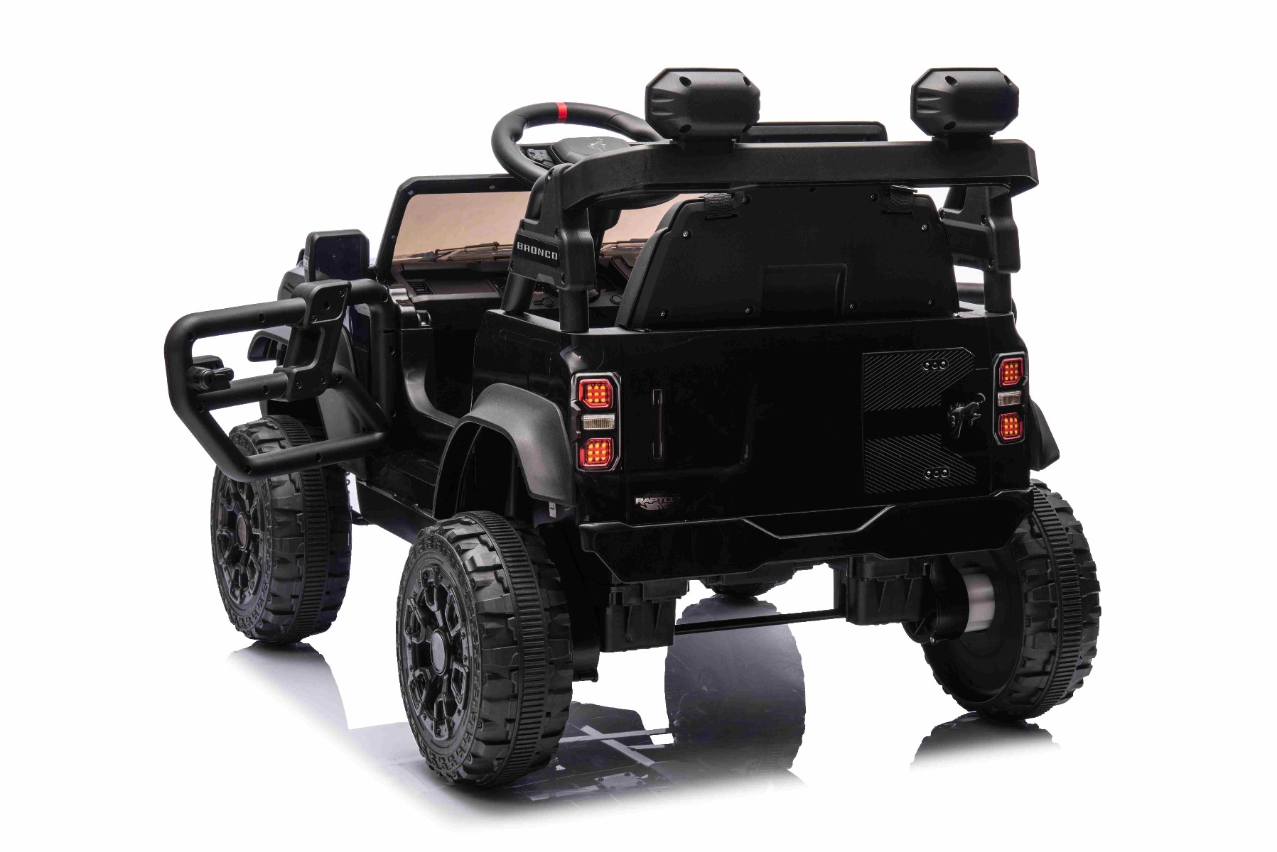 Mașina electrica copii Ford Bronco cu tracțiune spate cu licență (un singur loc), negru, baterie litiu, șasiu înalt, scaun lat, axă suspensie spate, telecomandă 2,4 GHz, player MP3 cu intrare USB, lumini LED - imagine 3