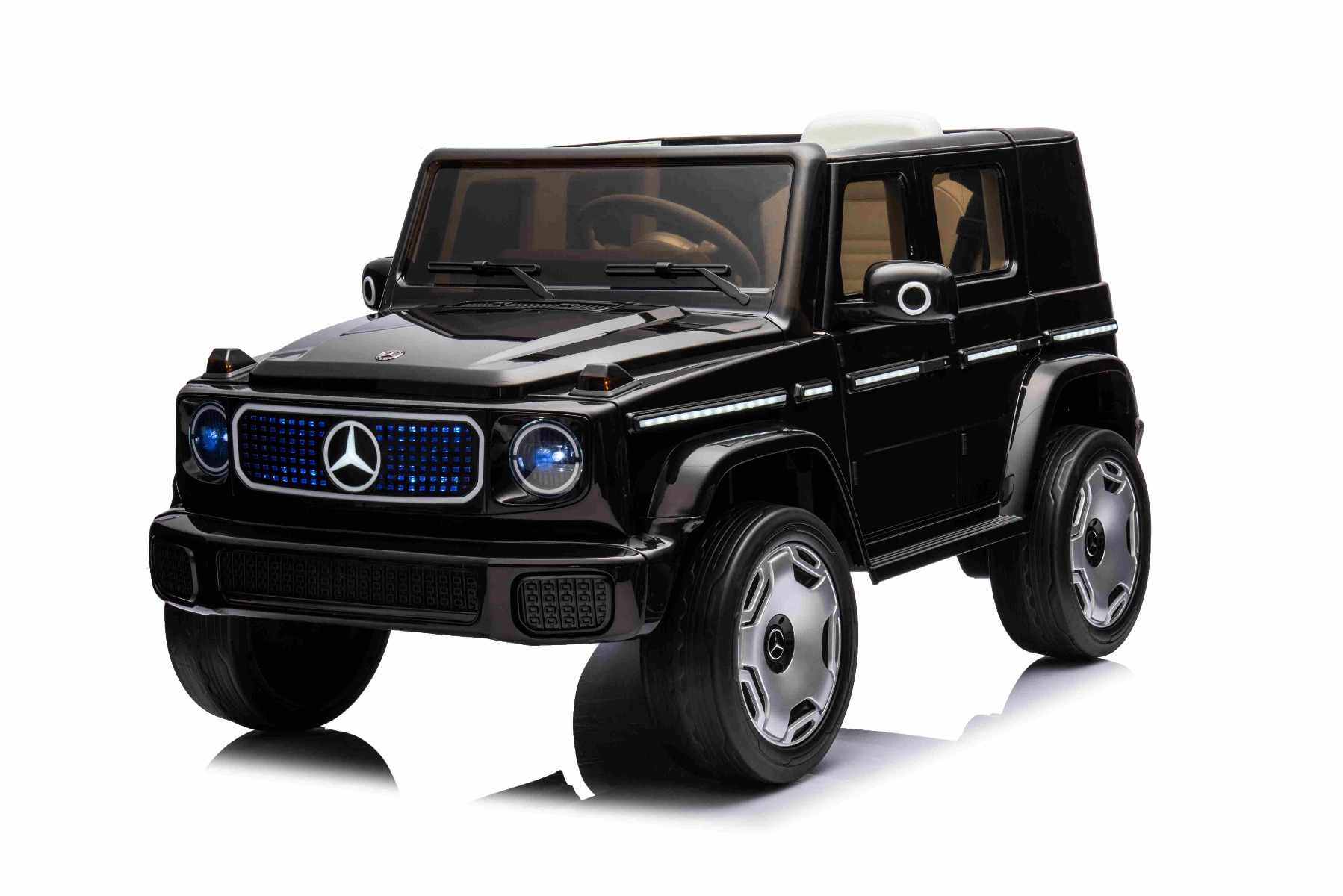 Mașinuță electrică de jucărie Mercedes-Benz EQG 12V, negru, componente ale caroseriei iluminate cu LED, lumini față și spate funcționale, telecomandă 2,4 GHz, intrare USB/Aux, baterie litiu, motor 2 x 35W, licență ORIGINALĂ