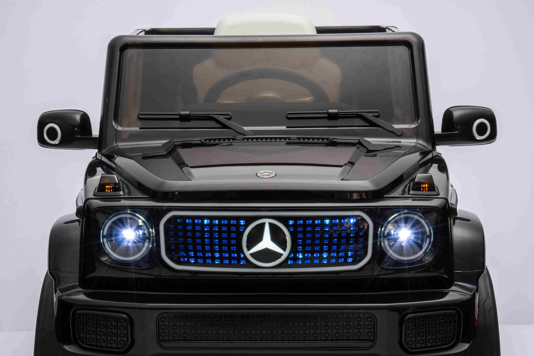 Mașinuță electrică de jucărie Mercedes-Benz EQG 12V, negru, componente ale caroseriei iluminate cu LED, lumini față și spate funcționale, telecomandă 2,4 GHz, intrare USB/Aux, baterie litiu, motor 2 x 35W, licență ORIGINALĂ - imagine 35