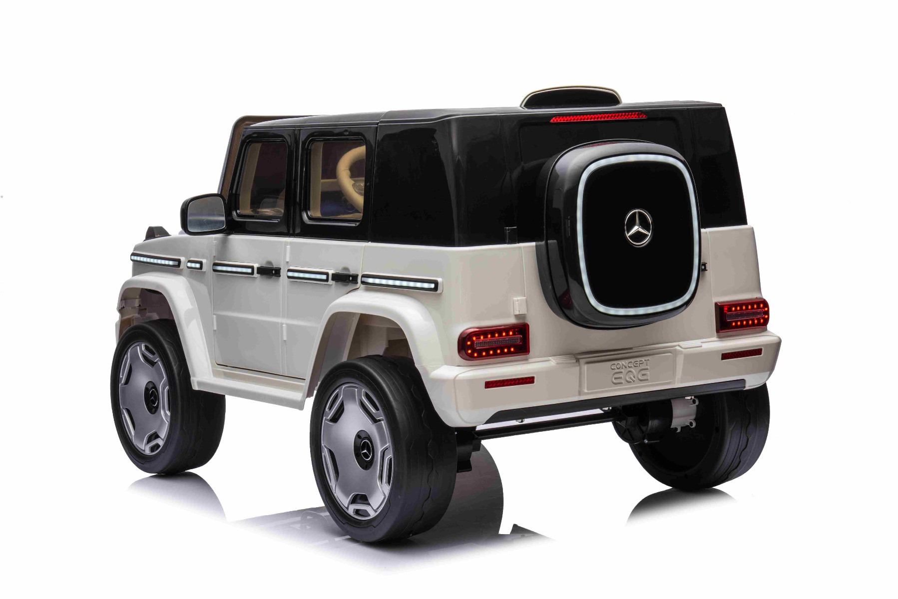 Mașinuță electrică de jucărie Mercedes-Benz EQG 12V, alb, componente ale caroseriei iluminate cu LED, lumini față și spate funcționale, telecomandă 2,4 GHz, intrare USB/Aux, baterie litiu, motor 2 x 35W, licență ORIGINALĂ - imagine 8