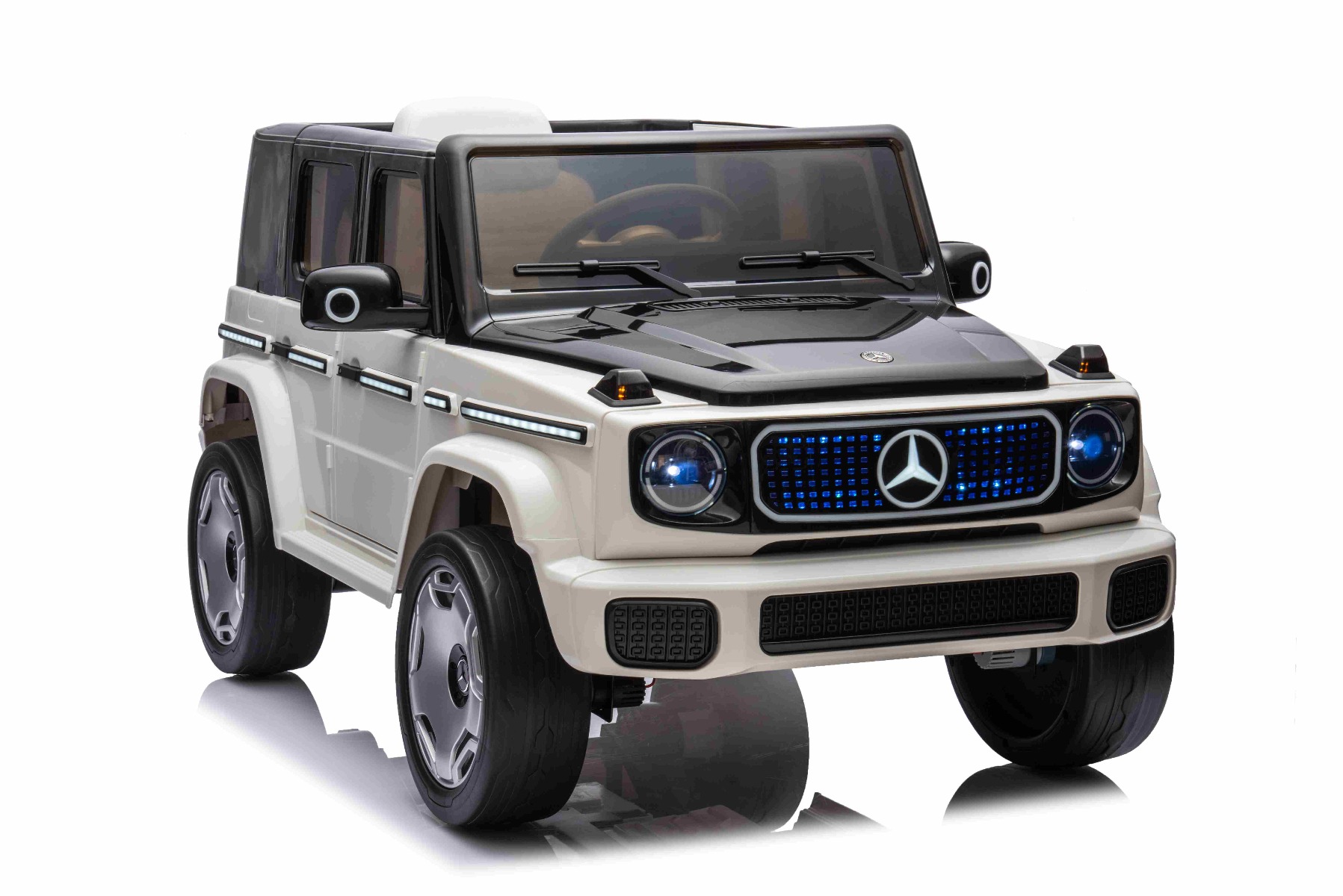 Mașinuță electrică de jucărie Mercedes-Benz EQG 12V, alb, componente ale caroseriei iluminate cu LED, lumini față și spate funcționale, telecomandă 2,4 GHz, intrare USB/Aux, baterie litiu, motor 2 x 35W, licență ORIGINALĂ - imagine 13