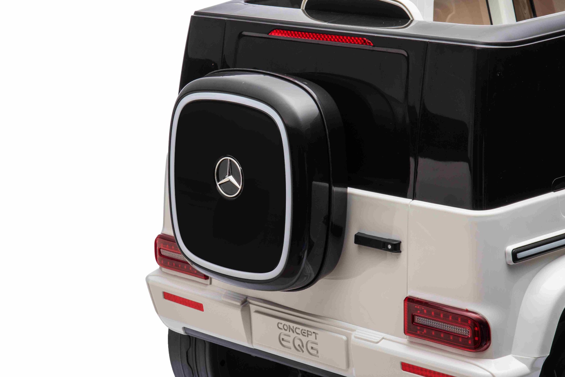 Mașinuță electrică de jucărie Mercedes-Benz EQG 12V, alb, componente ale caroseriei iluminate cu LED, lumini față și spate funcționale, telecomandă 2,4 GHz, intrare USB/Aux, baterie litiu, motor 2 x 35W, licență ORIGINALĂ - imagine 32