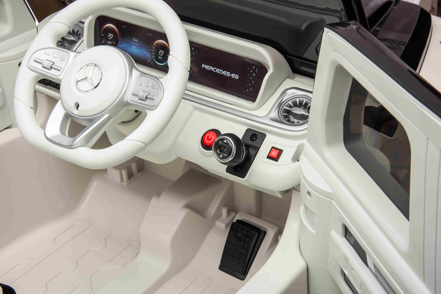 Mașinuță electrică de jucărie Mercedes-Benz EQG 12V, alb, componente ale caroseriei iluminate cu LED, lumini față și spate funcționale, telecomandă 2,4 GHz, intrare USB/Aux, baterie litiu, motor 2 x 35W, licență ORIGINALĂ - imagine 46