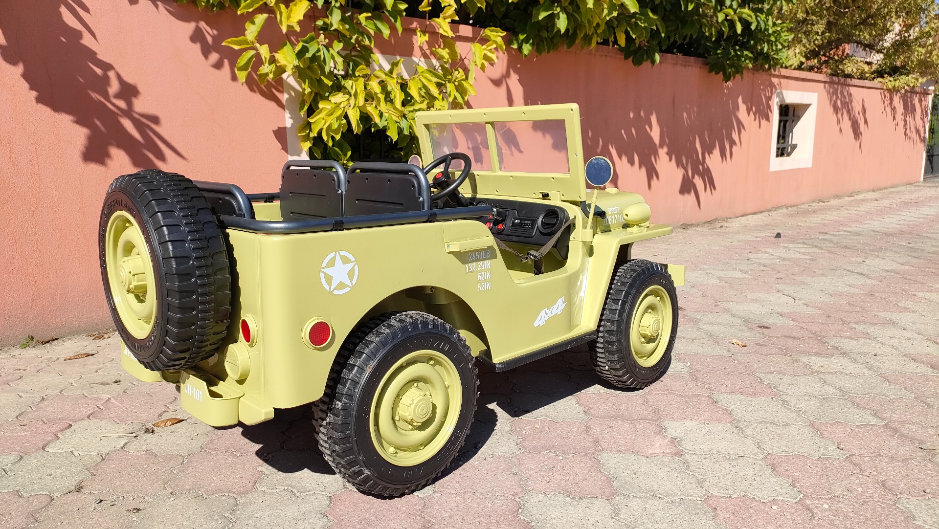 Mașinuță electrică pentru copii SUA ARMY-4X4, Verde, cu trei locuri, MP3 Player cu intrare USB / SD, suspensie integrală, lumini LED, parbriz pliabil, baterie portabilă 12V14AH, roți EVA, scaune din piele, telecomandă de 2,4 GHz, 4x4 - imagine 48