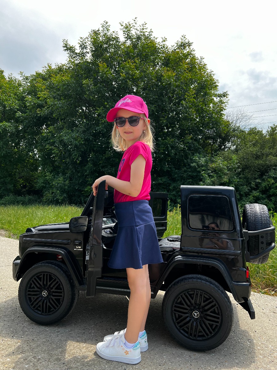 Mașină electrică Mercedes-Benz G63 AMG 4x4 cu două locuri 12V, roșu, MP3 Player cu intrare USB/AUX, tracțiune 4x4, baterie 12V14Ah, roți EVA cu suspensie, scaune din piele, telecomandă, licențiat - imagine 31