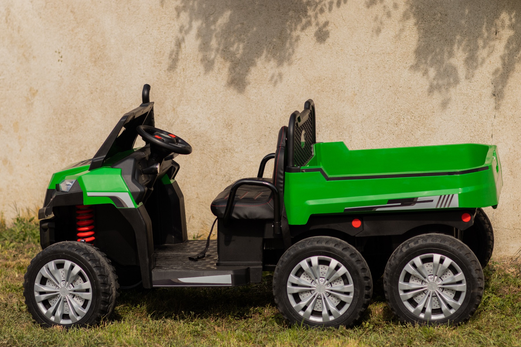 Mașină electrică copii FARM RIDER 6X6 cu tracțiune pe 4 roți, baterie 2x12V, roți EVA, suspensii, telecomandă 2,4 GHz, 2 locuri, MP3 player cu intrare USB / SD, Bluetooth - imagine 14