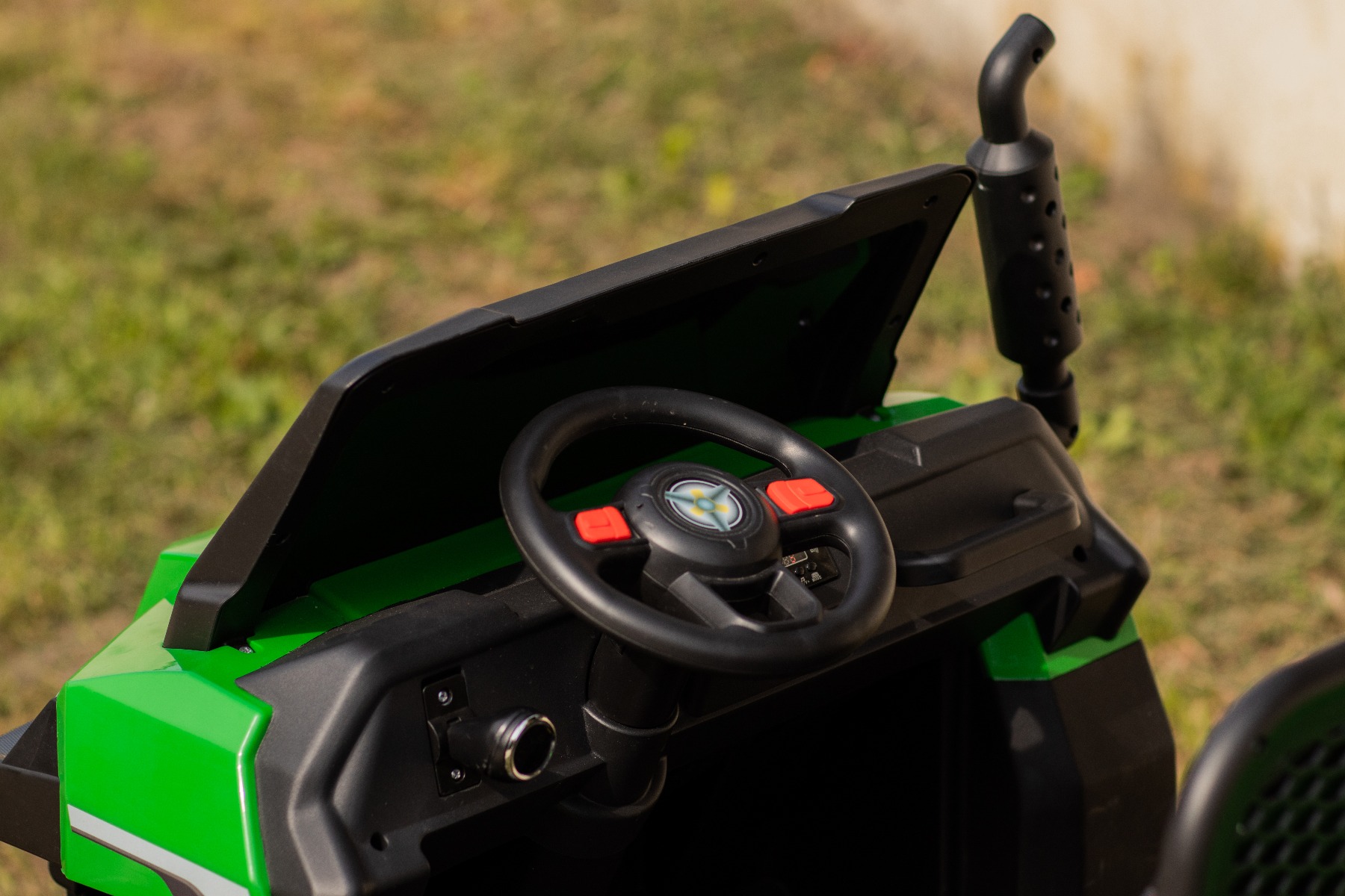 Mașină electrică copii FARM RIDER 6X6 cu tracțiune pe 4 roți, baterie 2x12V, roți EVA, suspensii, telecomandă 2,4 GHz, 2 locuri, MP3 player cu intrare USB / SD, Bluetooth - imagine 15