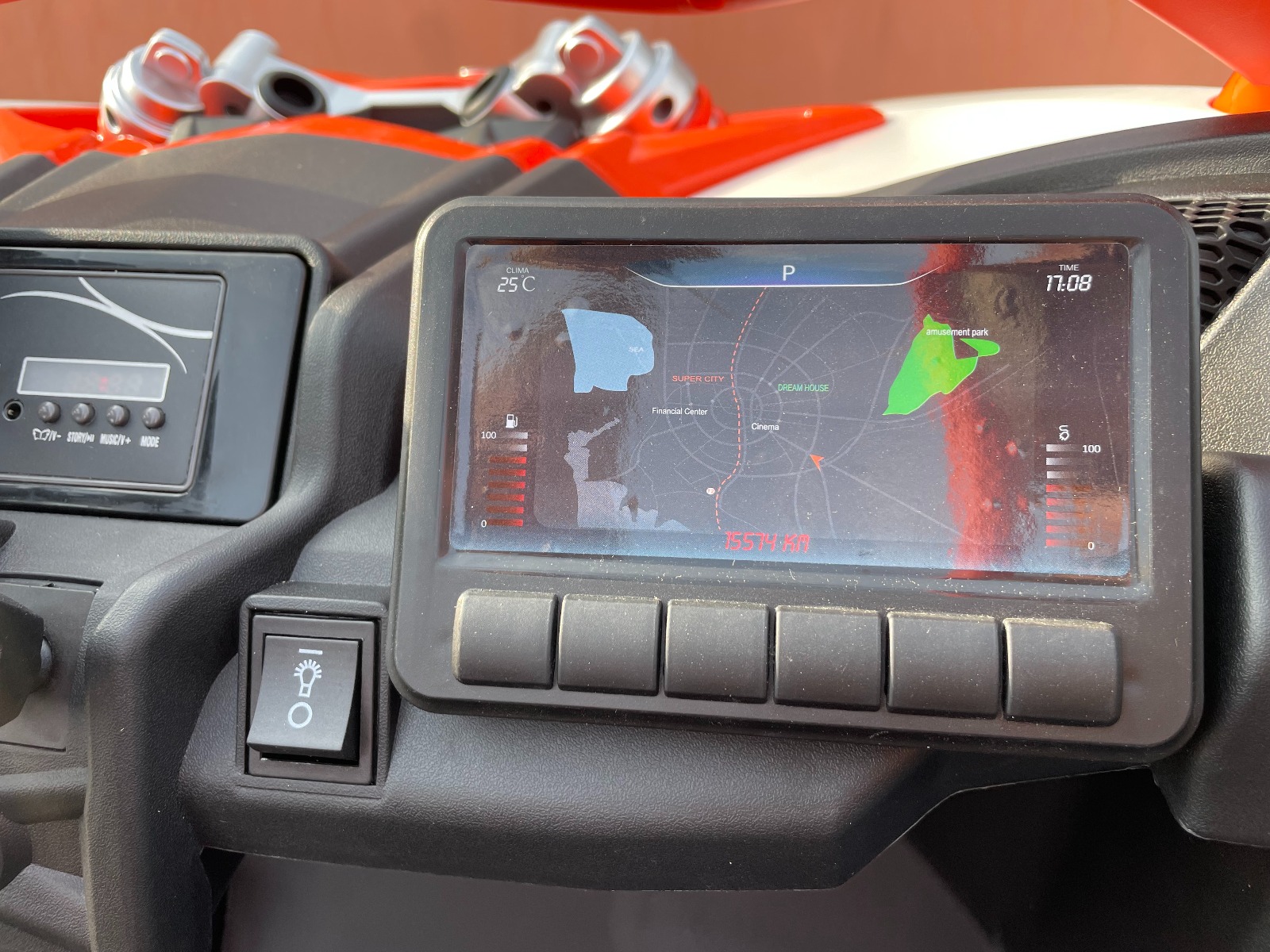 Mașină electrică copii Can-am Maverick 24V, roșu, cu două locuri, suspensie spate, telecomandă 2,4 Ghz, Baterie litiu portabilă, 4 motoare de 200 W, roți EVA, scaune din piele, player MP3 cu intrare USB/SD, model cu licență - imagine 25