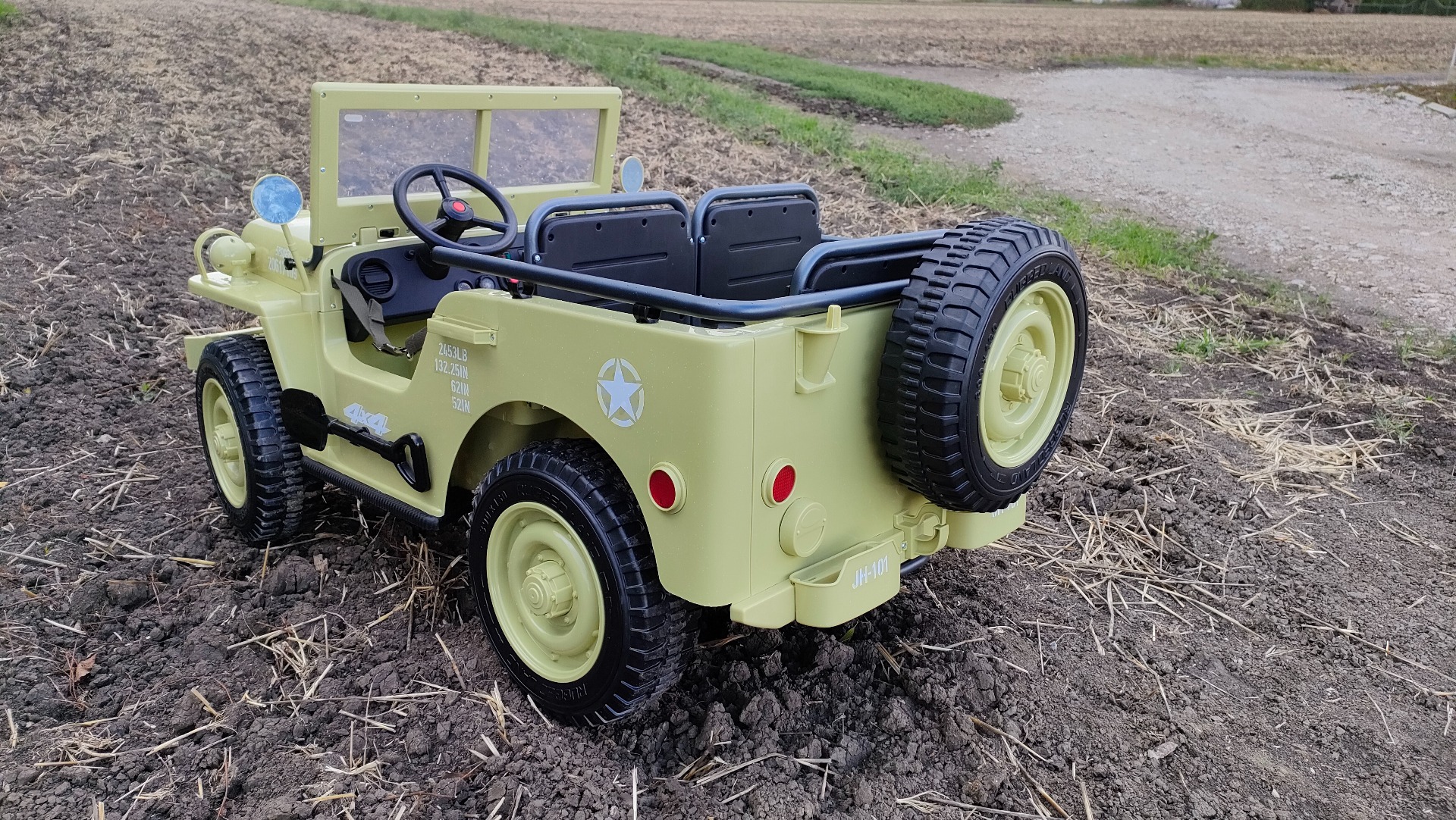 Mașinuță electrică pentru copii SUA ARMY-4X4, cu trei locuri, MP3 Player cu intrare USB / SD, suspensie integrală, lumini LED, parbriz pliabil, baterie portabilă 12V14AH, roți EVA, scaune din piele, telecomandă de 2,4 GHz, 4x4 - imagine 24