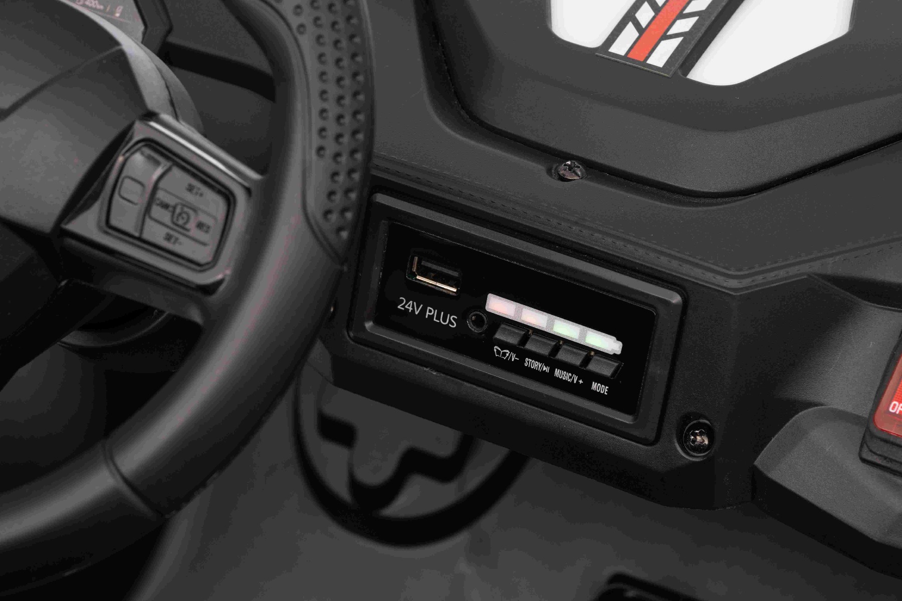 Maşinuţa electrica copii T-REX Ride 4x4 cu două locuri 24V, roz, player MP3 cu intrare USB/AUX, acționare 4x4, baterie litiu, suspensie, telecomandă, lumini LED - imagine 35