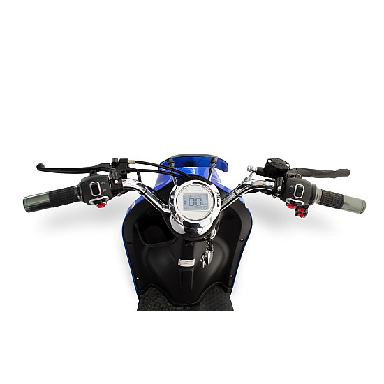 e klass albastru 6 clipped rev 1201 550x550w 1.jpeg