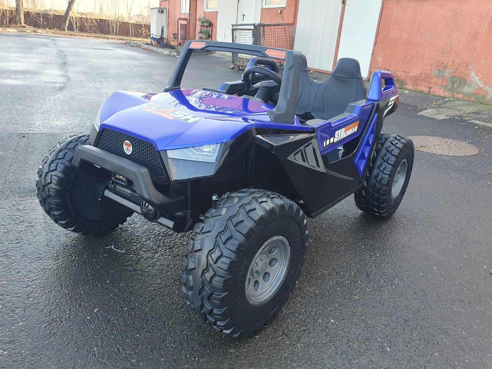 UTV electric pentru copii 3 10 ani cu 2 locuri 300W Buggy XXL 24V 4x4 cu roti moi scaun tapitat Telecomanda 2.4GHz Bluetooth Radio FM 1928 albastru 1.jpg